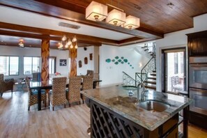 Living area - Villa Jammin Gecko (Placencia)