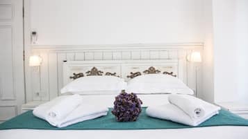 Deluxe Triple Room, Sea View, Sea Facing | Free WiFi, bed sheets