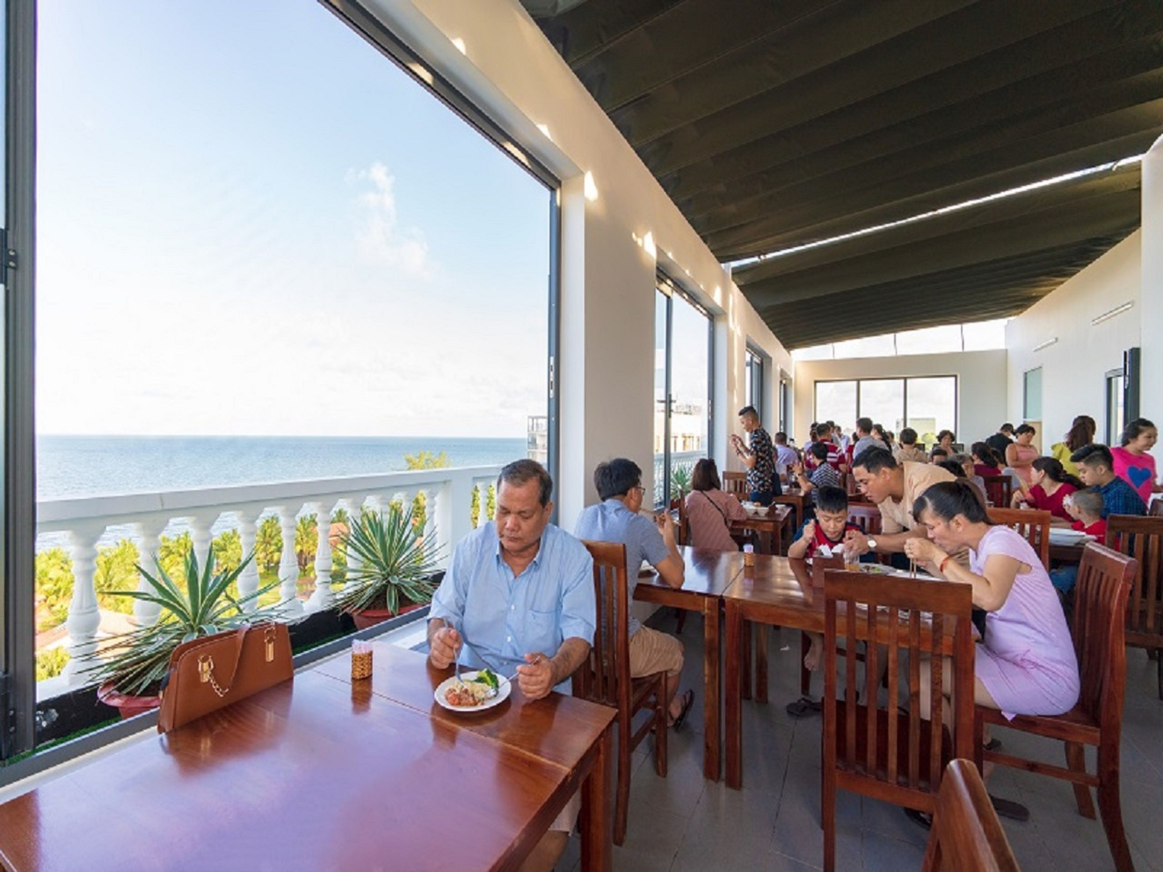 Tägliches inbegriffenes einheimisches Frühstück