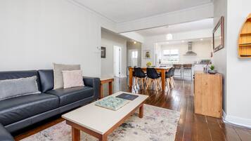 Smart TV, fireplace, video games, books