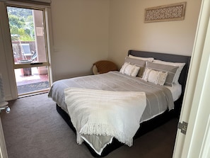 7 bedrooms, soundproofing, iron/ironing board, travel cot