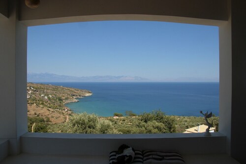 Beautiful House Near Koroni, Peloponnesos Stunning Sea View