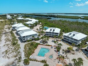 Exterior - Newly Renovated! Very Nice 2 Bedroom Villa with a Gulf view, B2611A (Englewood)