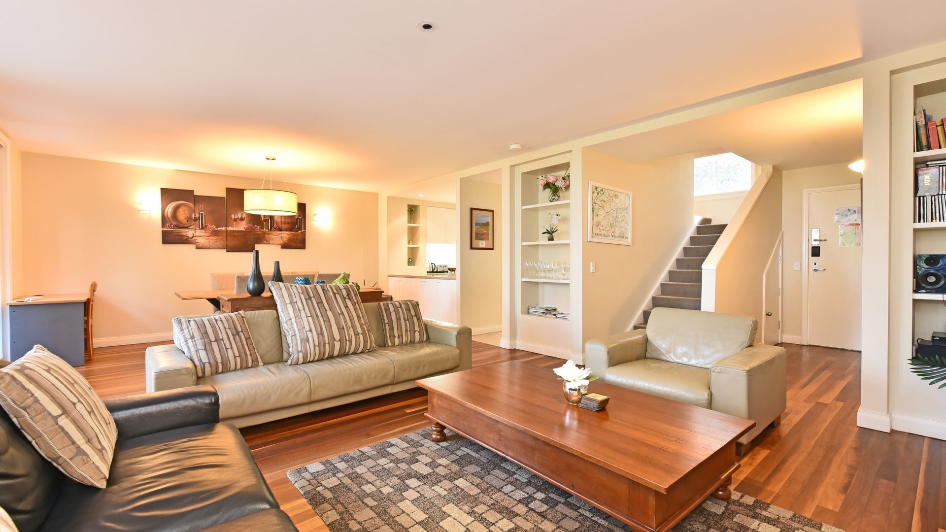 Villa 3br Vista Resort Condo located within Cypress Lakes Resort (nothing is more central)