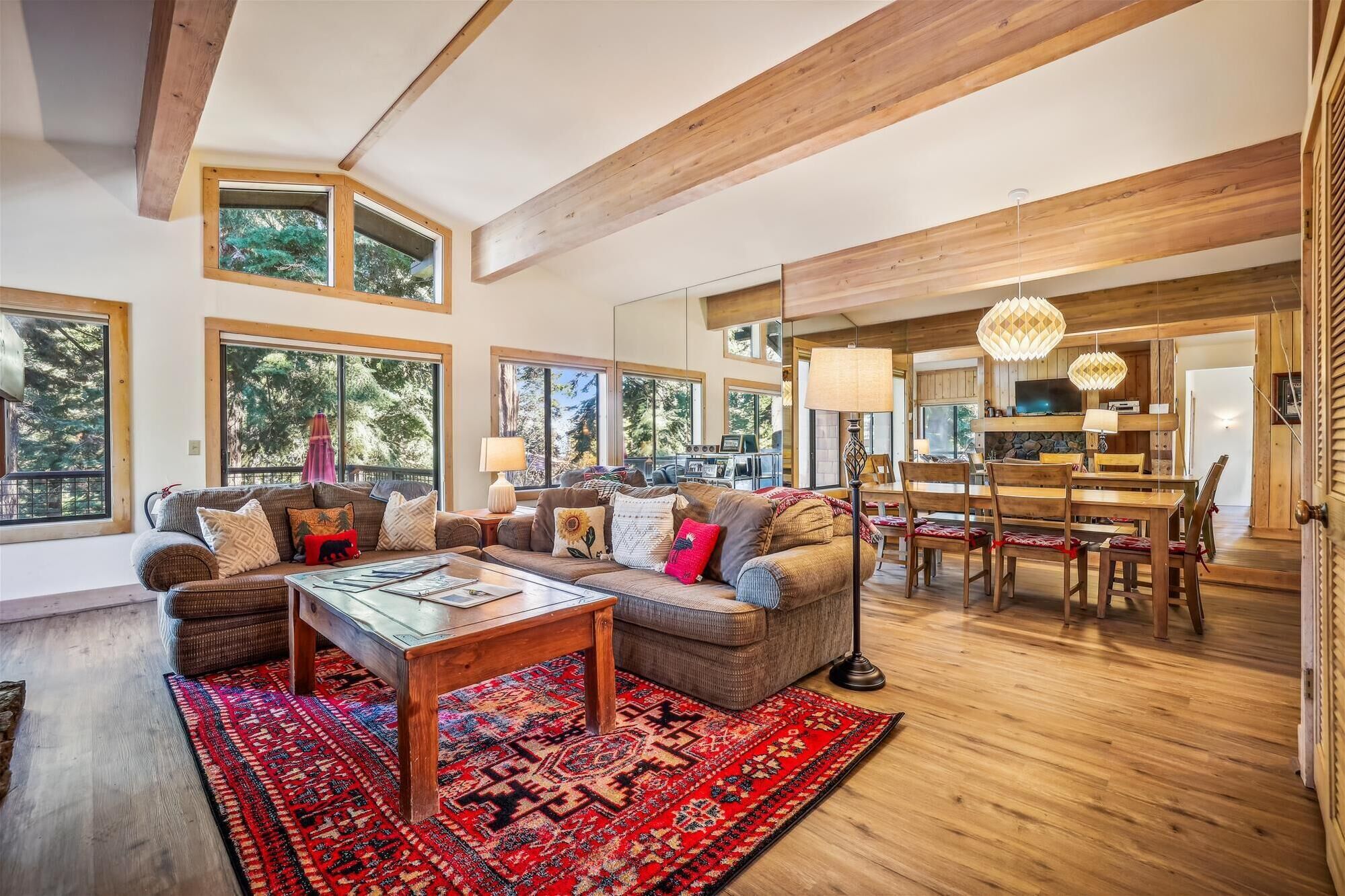 Smart TV, fireplace, offices