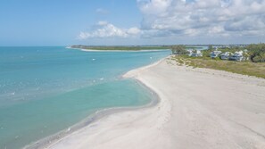 Beach nearby, beach umbrellas - Perfect for a Beach Getaway, Great View and Near the Pool, B2613A (Cape Haze)