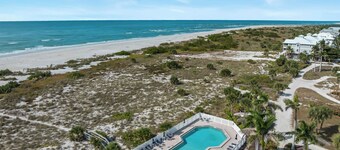 Breathtaking View from this Villa, close to restaurant!  B3723B