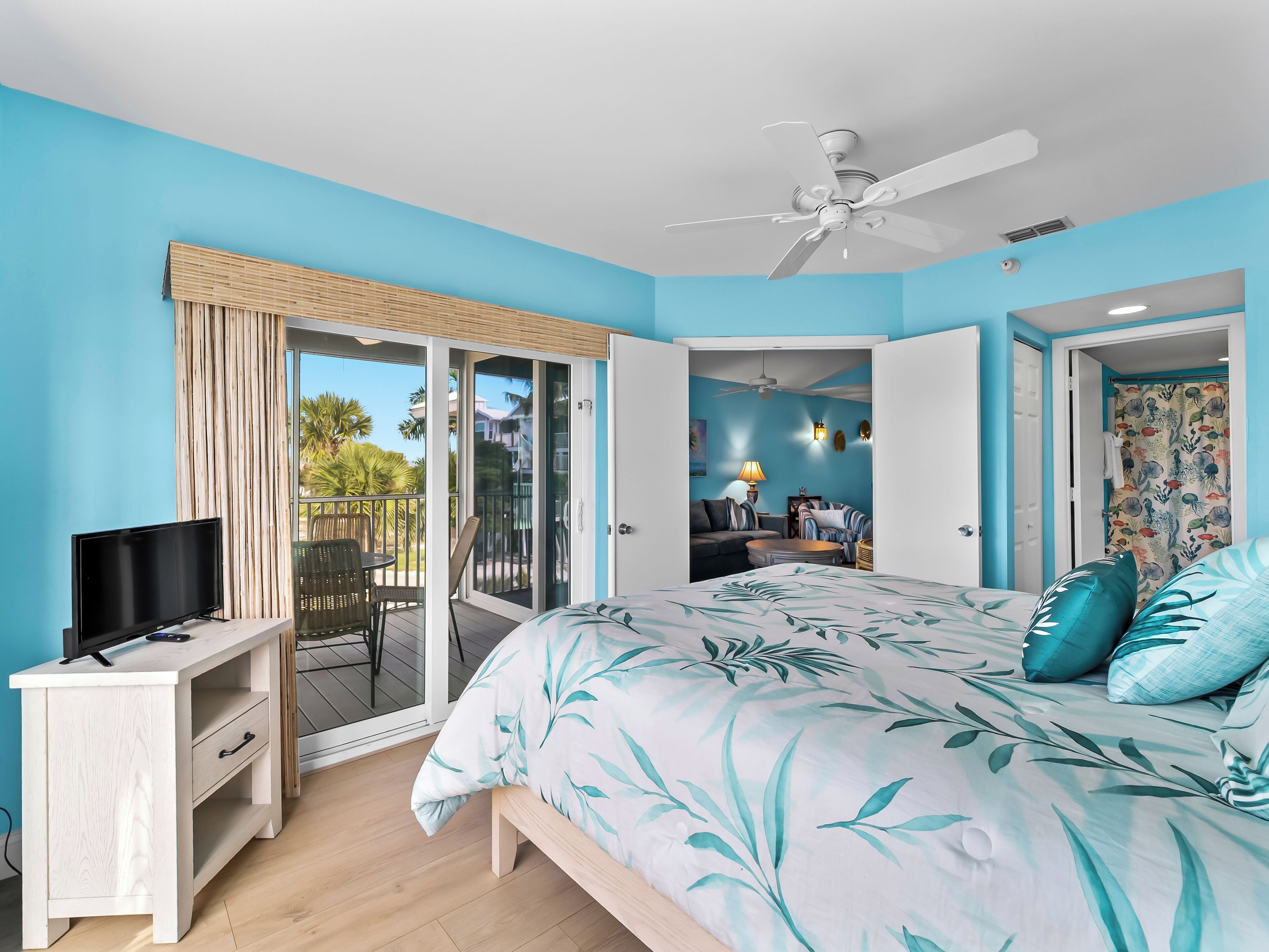 2 عدّة غرف نوم ومكواة/لوح كي وواي فاي مجانًا وملاءات أسرّة