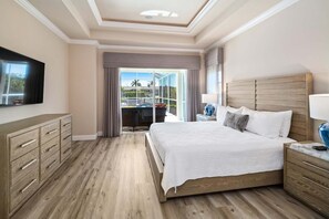 4 bedrooms, iron/ironing board, free WiFi, bed sheets - Waterfront 4BR Marco Island home with heated pool and space for 8. (Marco Island)