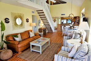 TV, DVD player, stereo - Beach Perfection! Relax away the days with Pool Access and a Gulfview C1524A (Englewood)