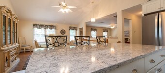 Relax by the sea! 4 bedroom retreat in Bonnet Shores. Central Air sleeps 8A & 2C