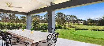 VISTA ONE - THE VINTAGE HOLIDAY HOUSES