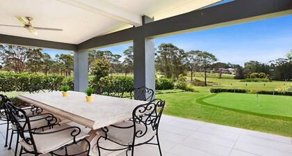 VISTA ONE - THE VINTAGE HOLIDAY HOUSES