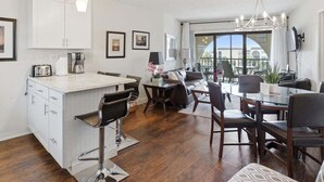 Interior - Waterfront 1BR condo in Marco Island with pool, marina access, and WiFi. (Marco Island)