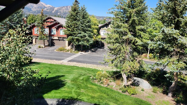 Property grounds - Snowcreek Resort Vacation Rental 838 (Mammoth Lakes)