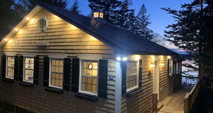 Private Oceanfront Cottage renovated: New Oceanfront Master BR for 2023 season