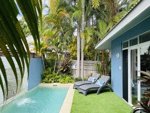 A heated pool - Hanalei Beach House, 3min walk  to Beach, Private Heated Pool! (Port Douglas)