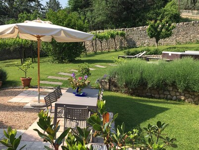 an oasis of relaxation in the quiet of Valpantena