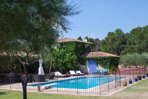 Alberca al aire libre 