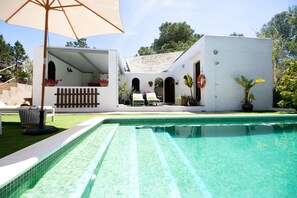 Pool - Nº Turismo: ETV-1586-E, Port des Torrent, Private Pool, A/C, BBQ Area, Parking (Sant Josep de sa Talaia)