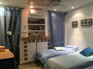 4 habitaciones, tabla de planchar con plancha y wifi gratis