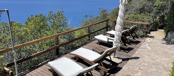 Beautiful villa overlooking the sea in the Maremma National Park