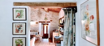 Last minute offer July / August in High quality Villa with private pool in Umbria