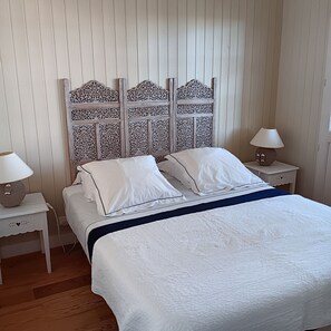 4 Schlafzimmer, Bügeleisen/Bügelbrett, Reisekinderbett, kostenloses WLAN