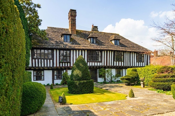 Bramber's Medieval St Mary's House. Ope to the public.