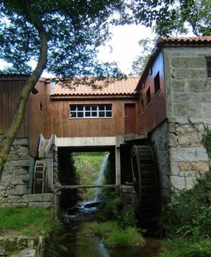 Exterior - Holiday Home for 17 persons with Barbecue and Private Pool (Codeçoso)
