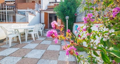 Maison individuelle de quatre piÚces avec de grands espaces intérieurs, 8 lits, barbecue, à 350 mÚtr