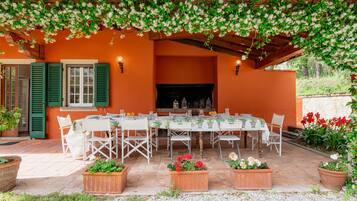 Ristorazione all'aperto