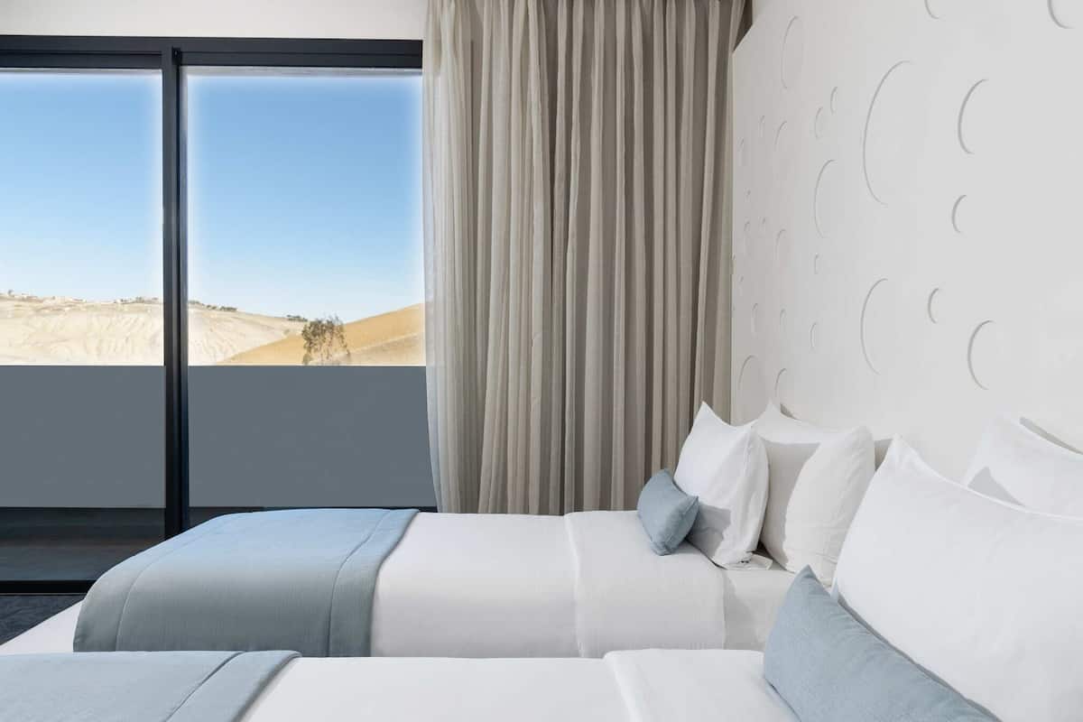 superior twin room | minibar, in-room safe, desk, blackout curtains