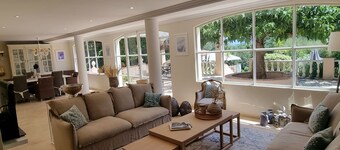 Villa Vallon Gulf of St Tropez, 10min walk to beach, renovated 2023