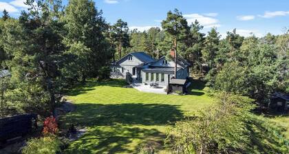 Modernes Haus 15 Minuten vom Zentrum von Stockholm