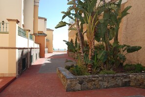 Property grounds - Tamango Hill Alcazaba B by Casasol (Torrox)