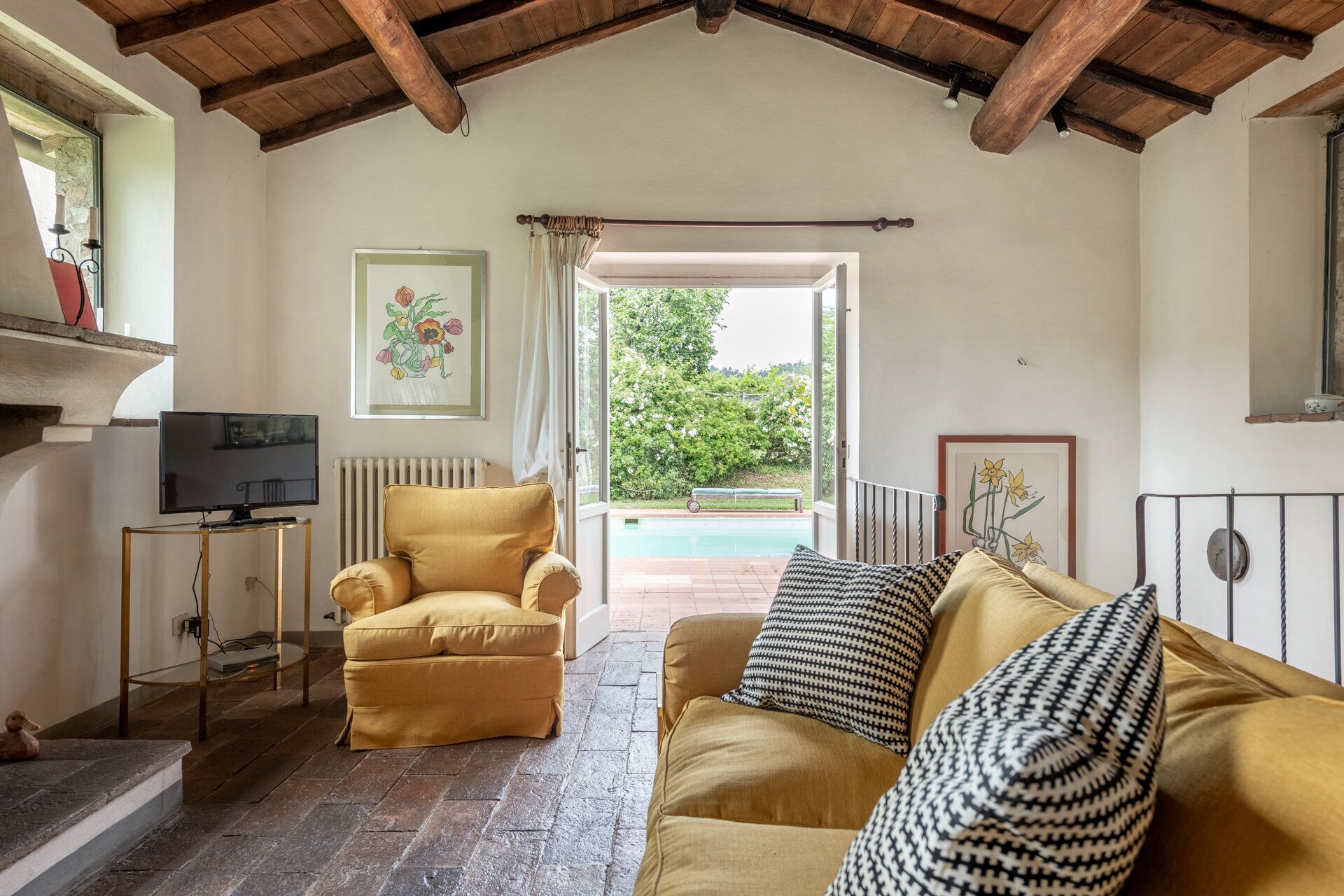 Villa. Tranquility Scenic Idyllique Dans Les Collines Loin De Lucques Et La Mer - Toscane
