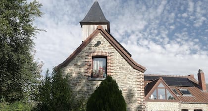 Character house with private heated swimming pool not overlooked and jacuzzi