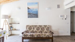 Unclassified image, 3 of 23, button - Apartment Le Tre Sirene, in the old town (Levanto)