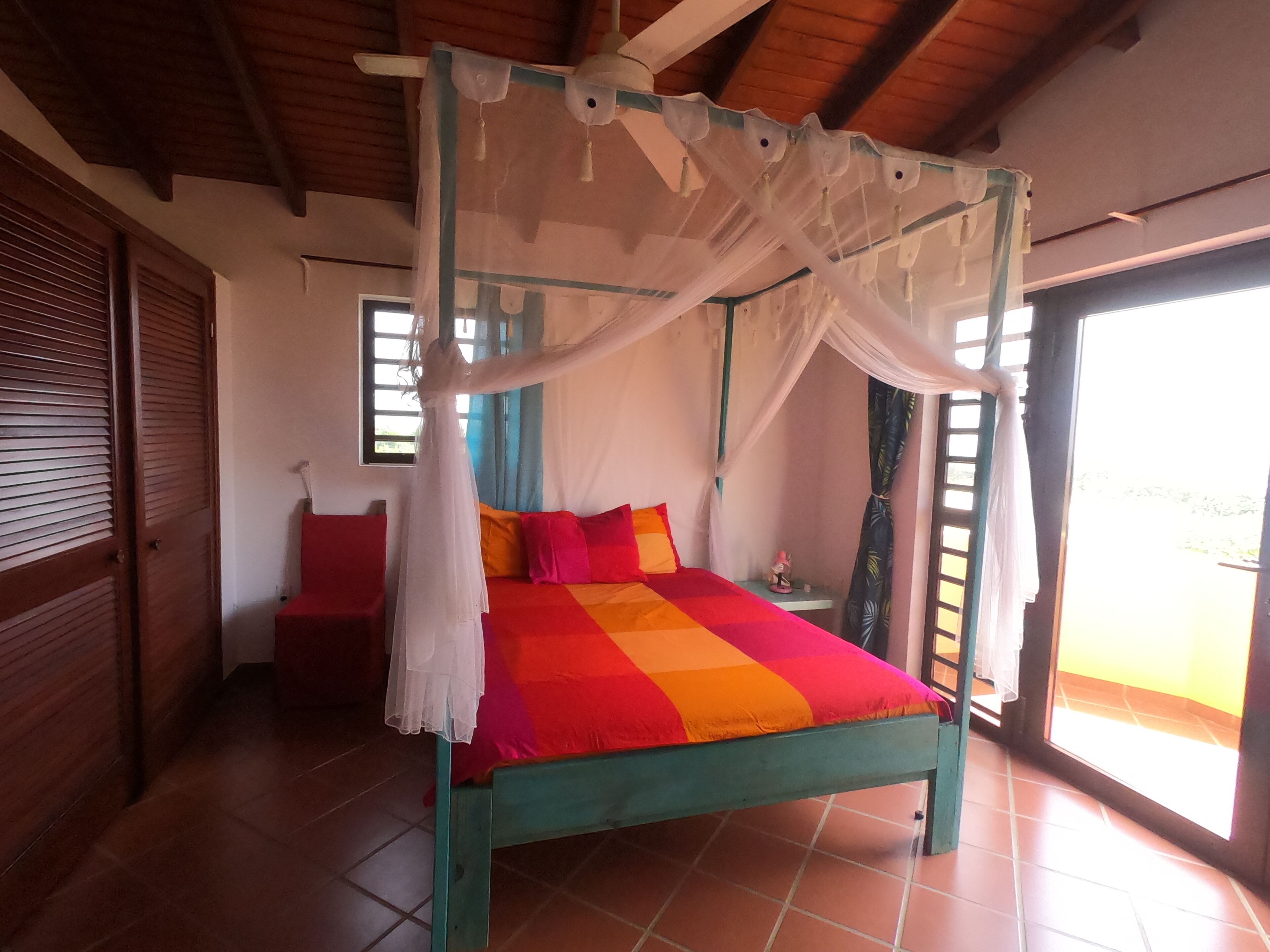 5 bedrooms, in-room safe, iron/ironing board, travel crib