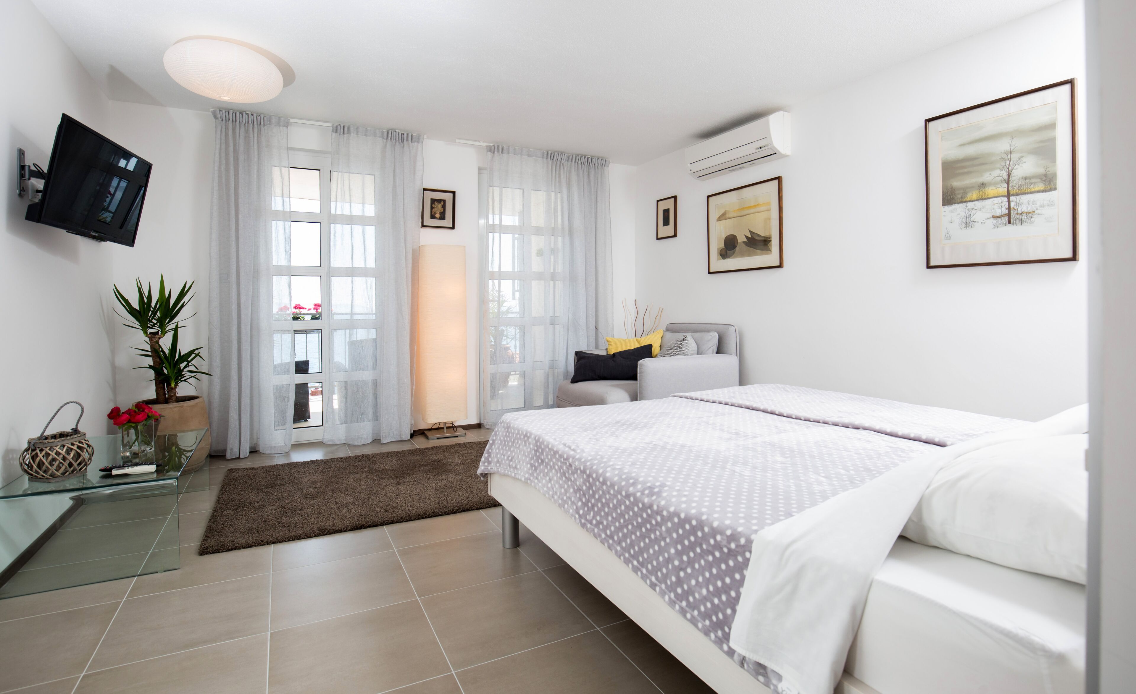 4 Schlafzimmer, Bügeleisen/Bügelbrett, Reisekinderbett, kostenloses WLAN