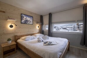 3 chambres, fer et planche à repasser, Wi-Fi gratuit, draps fournis