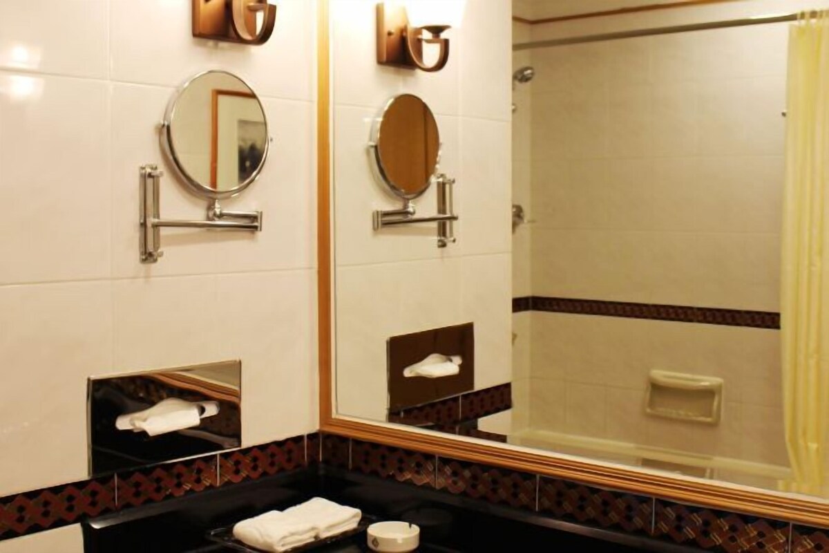 Bathroom | Free toiletries