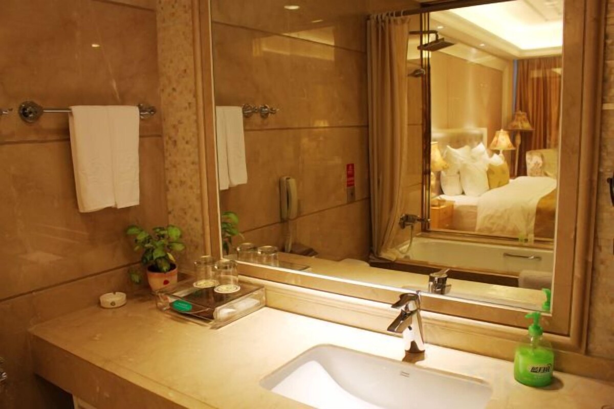 Bathroom | Free toiletries