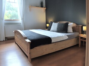 4 soverom, reiseseng for barn og wi-fi (inkludert)