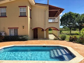Outdoor pool - Casa Taylor Gran Pacifica Resort (Villa El Carmen)