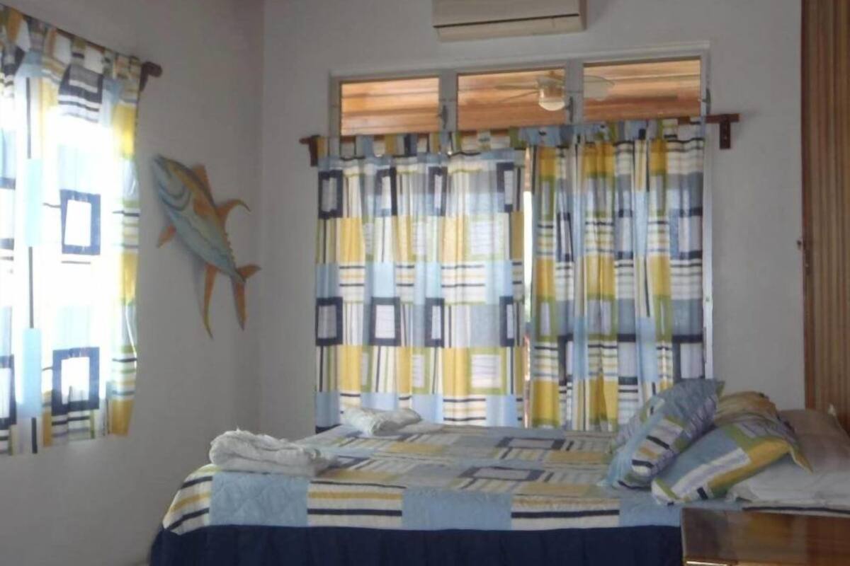 Desk, iron/ironing board, free WiFi