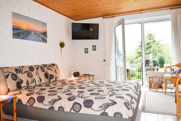 Unclassified image, 1 of 18, button