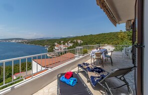 Property grounds - Stunning apartment in Kraljevica (Kraljevica)