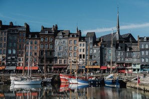 Marina - In the very heart of Honfleur, 50sq.m of JOY for 2 people (Honfleur)